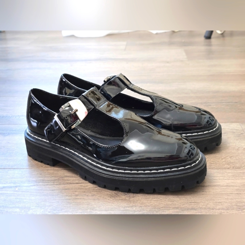 Steve Madden Suzey Black Patent Mary Jane Loafers Size 10 Chunky Preppy Mod